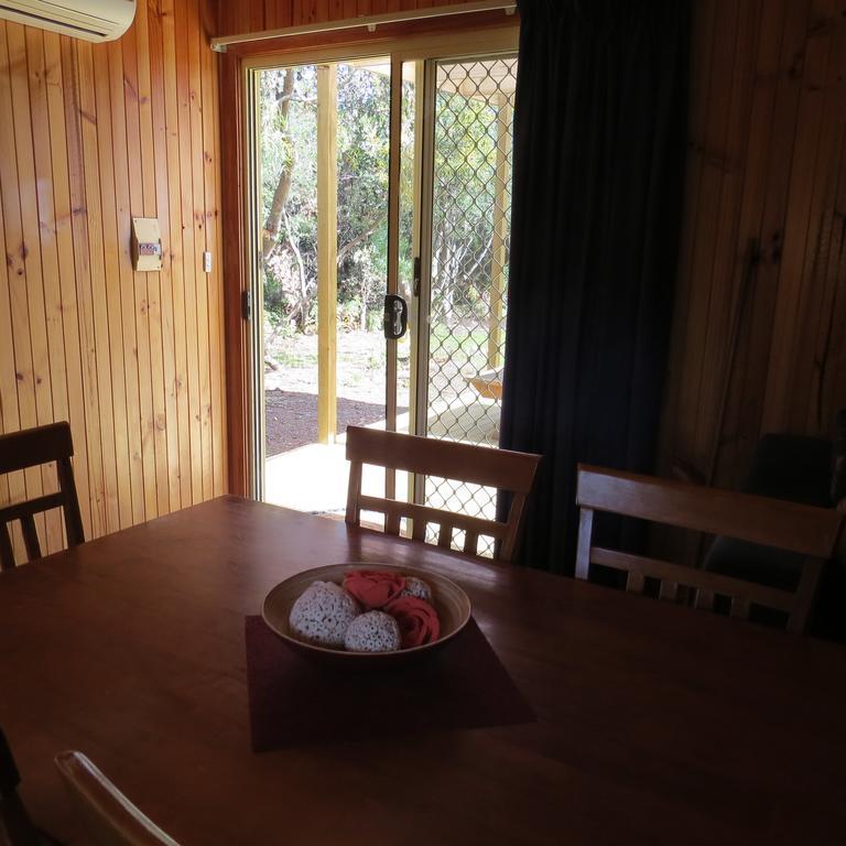 Captain Cook Holiday Park Adventure Bay Kamer foto