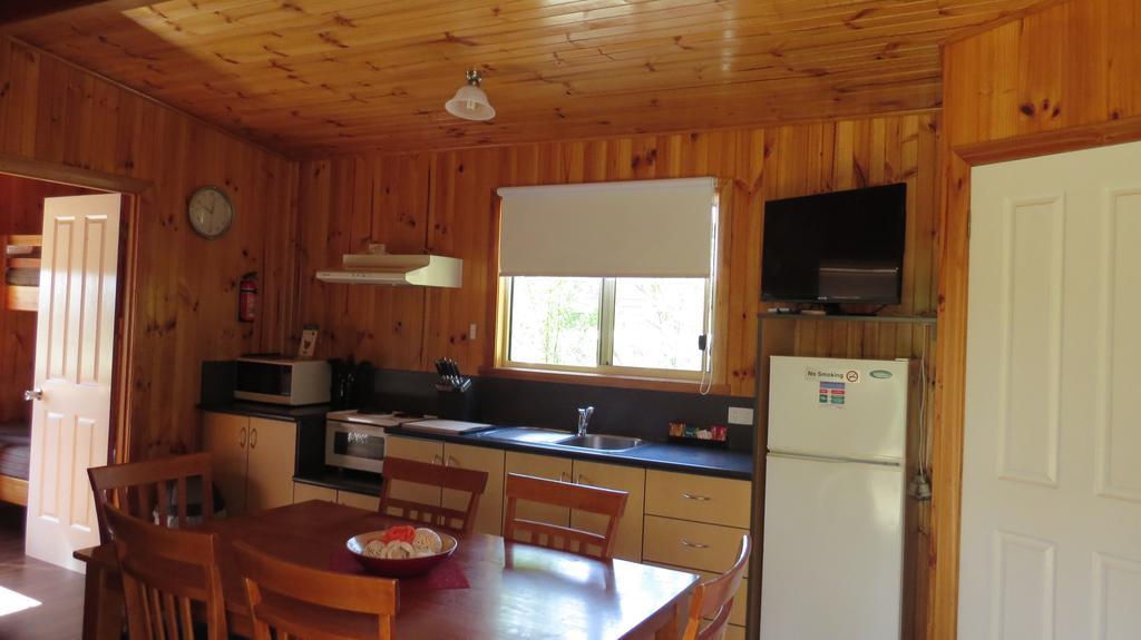 Captain Cook Holiday Park Adventure Bay Kamer foto