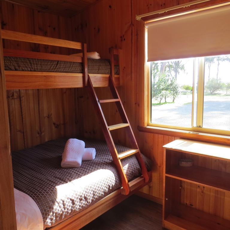 Captain Cook Holiday Park Adventure Bay Kamer foto
